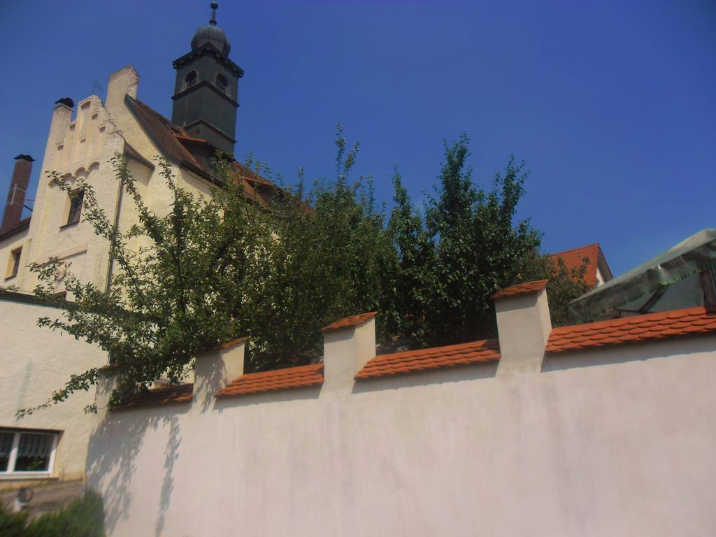 Schloss Weichs Zu Mit 2schlafzimmer Parkplatz Internet 75qm Zentrum Apartment Regensburg