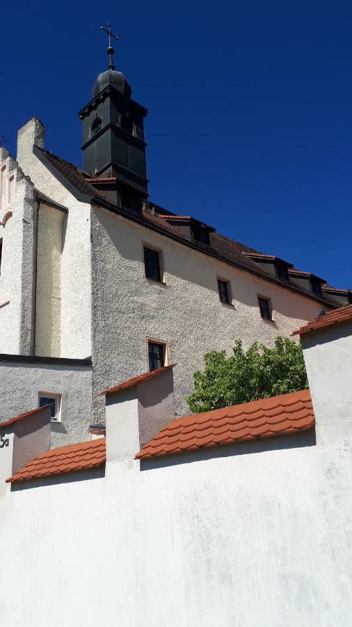 Schloss Weichs Zu Mit 1-2schlafzimmer Parkplatz Internet 60qm Zentrum *